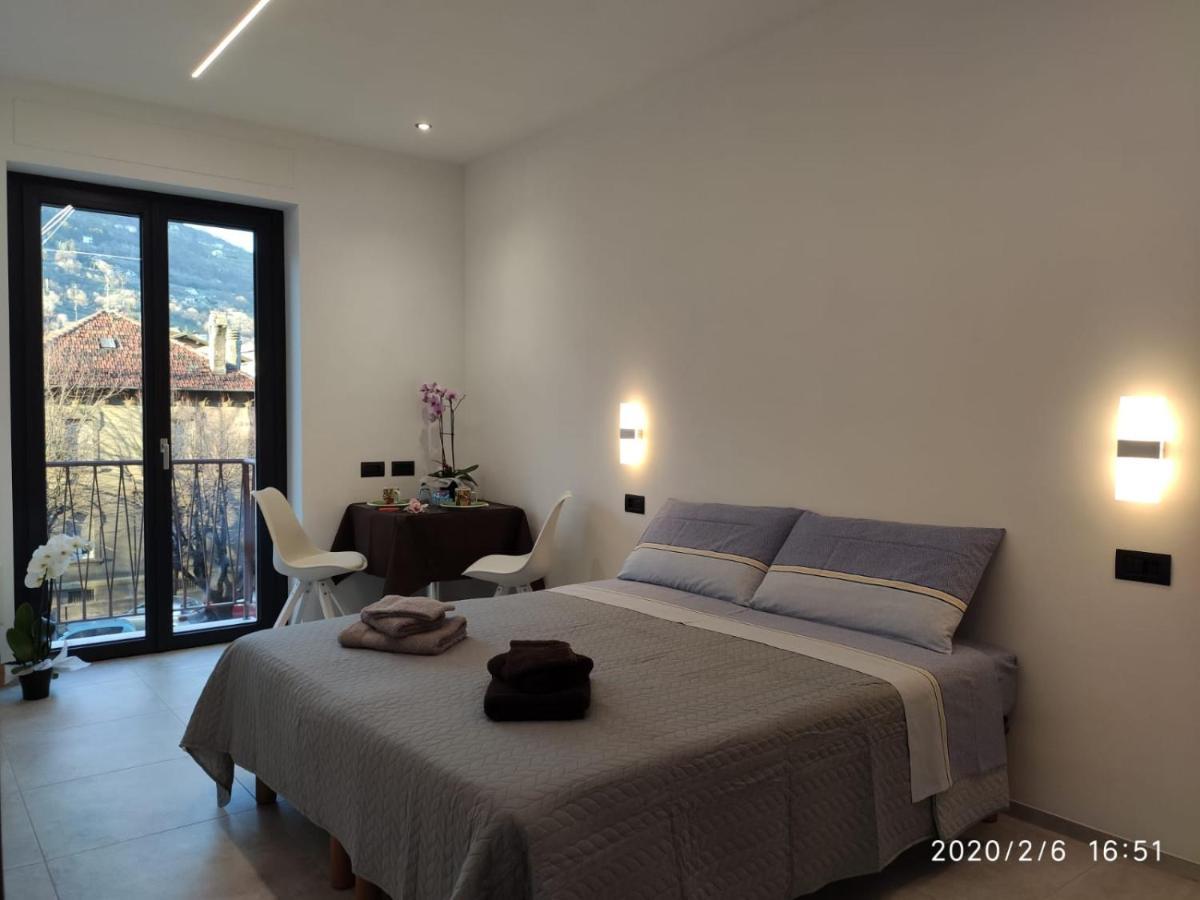 Shared Bathroom - Myaostaproject Bagian luar foto
